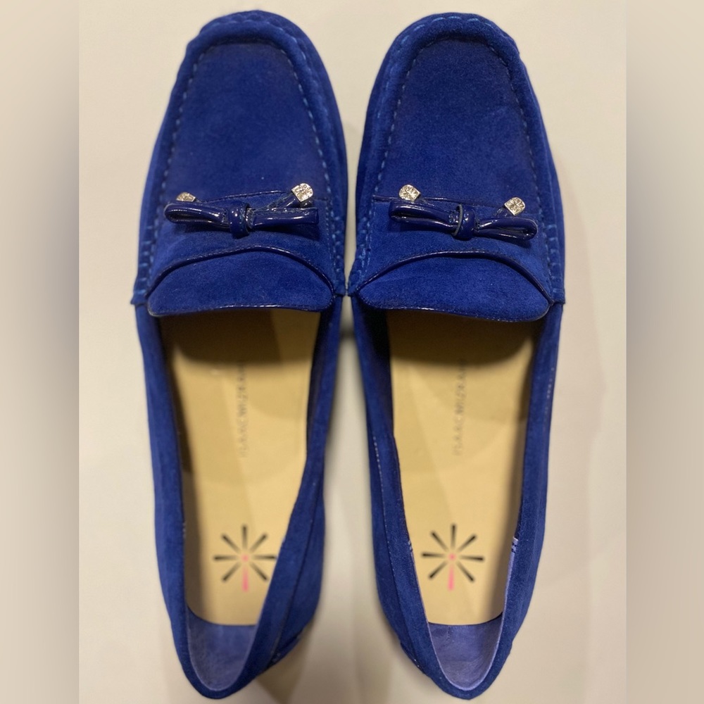 Excellent pre-owned condition ISSAC MIZRAHI LIVE Suede Loafers blue size 10